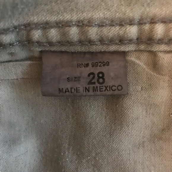 Divine Rights of Denim Stretchy Shorts - Picture 4 of 4